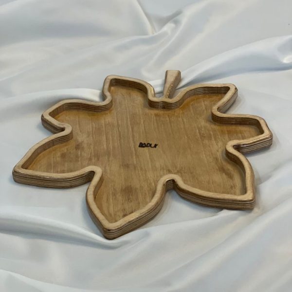 سینی سرو چوبی طرح برگ
